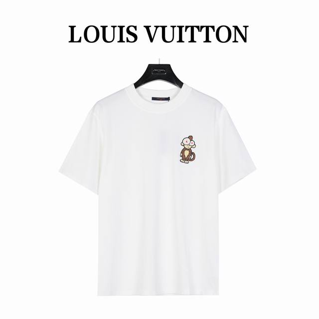 Louis Vuitton 路易威登限 动物园系列猴子章仔刺绣短袖t恤 短袖体恤上有着精美的复古蕾丝 精致的刺绣栩栩如生 在白色底色下显得特别清新自然 刺绣图案