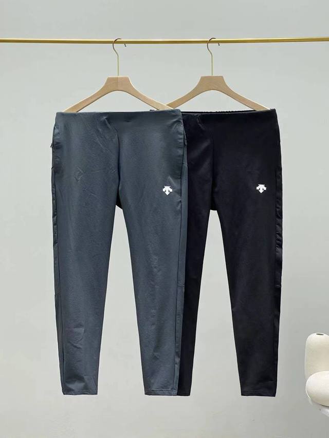 Dst 迪桑特户外登山功能科技透气长裤 立体裁剪版型 从多功能性出发 致力于为多人群打造 颜色 黑色 灰色 尺码 M-3Xl 践行包容并蓄 和谐共生的价值理念