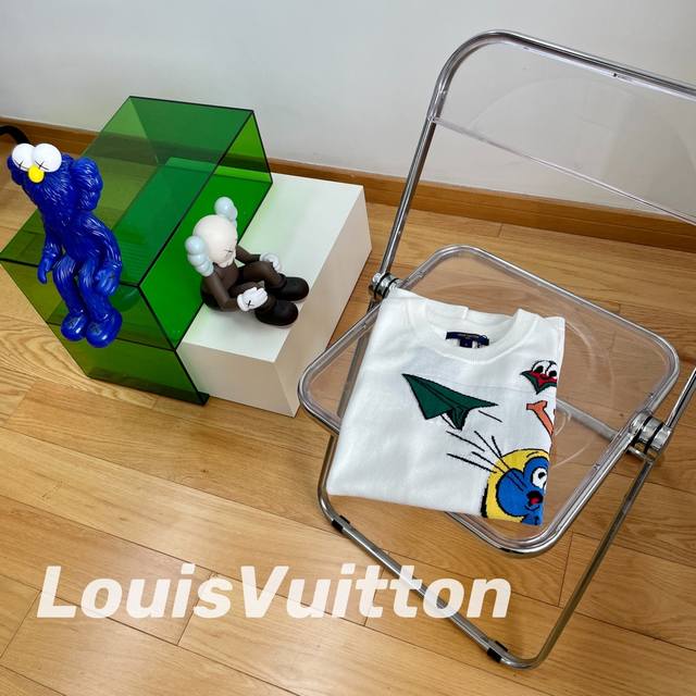 顶级版本 Louis Vuitton路易威登23Ss秀款童趣纸飞机针织短袖t恤 原版面料 网红明星同款 手感非常舒服 时尚又个性 超级百搭好看的一款 男女都非常