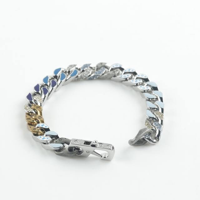Louis Vuitton Lv Chain Links Patches水晶做旧陶瓷手链m 6 官网在售价￥15,700人民币！Chain Links Patc