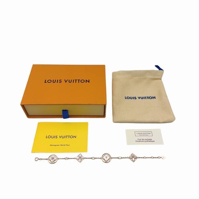 Louis Vuitton Color Blossom Bb 18K金贝壳-钻石手链-女款。经典四叶草-四花-白色贝母-手链，本款 Color Blossom