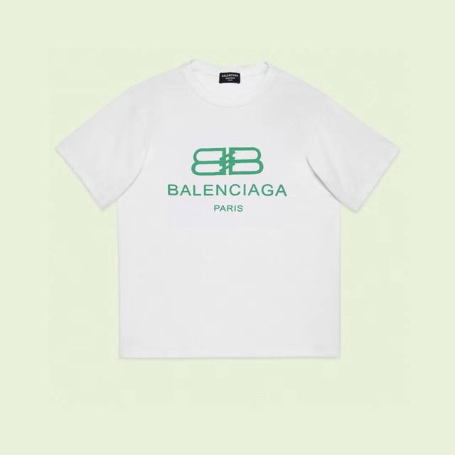 顶级版本 官网品质 Balenciaga 巴黎世家 胸前绿色双b字母 印花短袖t恤 购入原版开模打造，全套定制辅料，细节决定成败。 颜色：黑白两色 尺码：Xs