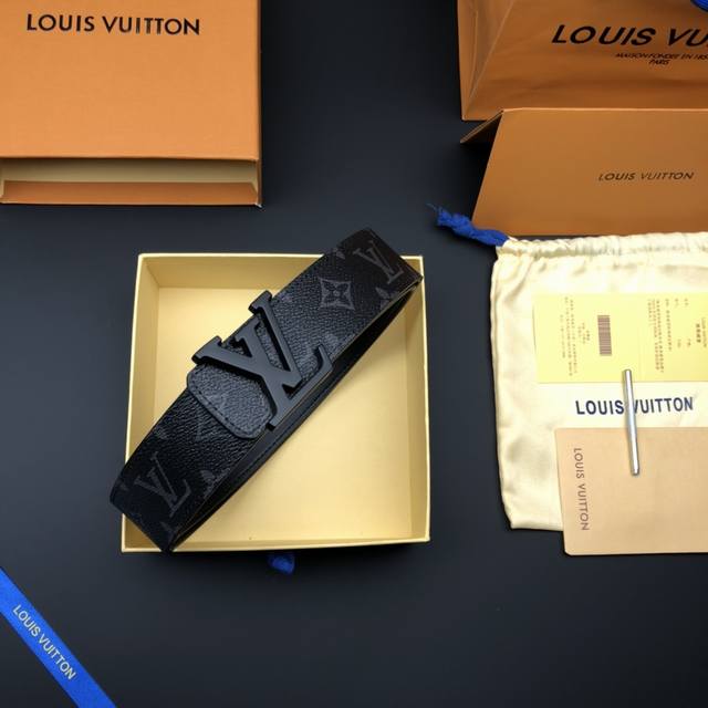 Louis Vuitton路易威登腰带nfc顶级最高版本』 重磅来袭通过关系搞到一批海关扣押的lv腰带 全球最火的款式之一 可以承载岁月的经典之作 永不过时 独