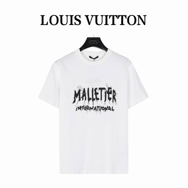 Louis Vuitton 路易威登 24Ss 刺绣及logo印花短袖t恤 今天来聊聊一件让我完全无法抵抗的潮t恤 Louis Vuitton印花t恤！ 这件衣