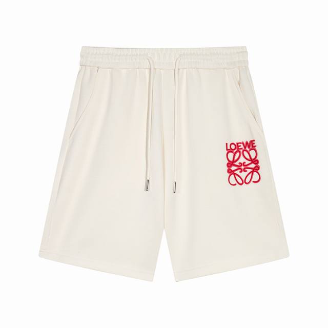 春夏短裤新款1:1经典款式 Loewe 采用高级质量面料：400G.棉80%.聚酯纤维16% 。码数：Xs. S. M. L. 颜色 黑色.杏色.前幅左边底印花