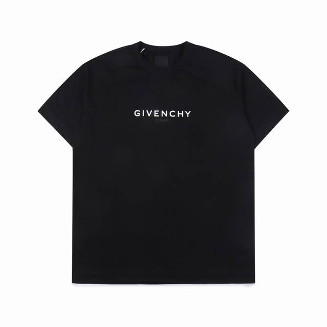 Givenchy 纪梵希 字母反转前后印花logo短袖t恤 采用50S双股丝光棉，克重 G; 搭配32S,2×2螺纹。对色定染、面料螺纹同缸无色差。#丝光棉面料