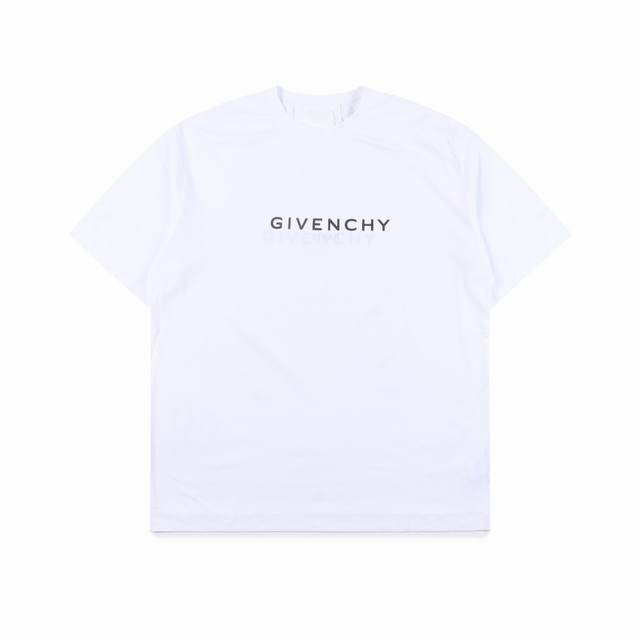 Givenchy 纪梵希 字母反转前后印花logo短袖t恤 采用50S双股丝光棉，克重 G; 搭配32S,2×2螺纹。对色定染、面料螺纹同缸无色差。#丝光棉面料