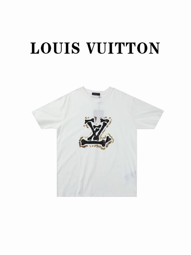 Louis Vuitton 路易威登24Ss骨头标识印花短袖t恤 精选优质260G纯棉面料，触感软糯亲肤细腻，实物到手绝对超乎你的想象，贴身无比舒适透气，即便是