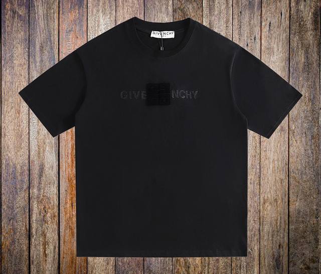 上新★轻奢推介 高版本 Givenchy 纪梵希gvc 专柜款4G牙刷绣短袖t恤 -购入原版开模打造，全套定制辅料，细节决定成败 -纪梵希 Givenchy 是