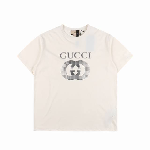 Gucci 古驰 双gg印花情侣款短袖t恤 情侣街拍的时尚款短tee，炸街系列 经典再现的双gg印花logo设计，一目了然的品p价值直接输出 大logo的设计款