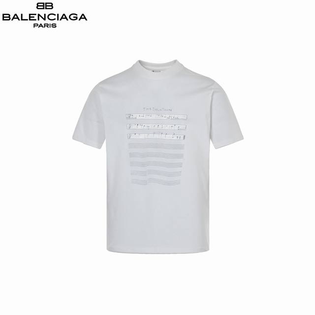 Balenciaga 巴黎世家 24Fw乐谱音符破洞短袖-白色 采用32支双纱 260克重面料 进口针织针梳棉进行制作，厚度适中，有垂感又有轮廓型，上身就是一个