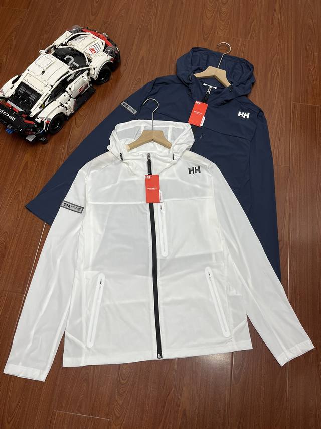 顶尖现货 2024Helly Hansen Hh海丽汉森男士外套防晒户外休闲舒适透汽s+A系列 连帽防晒轻薄皮肤衣，官网同步，全网火热明星同款胡先煦推荐系列，打