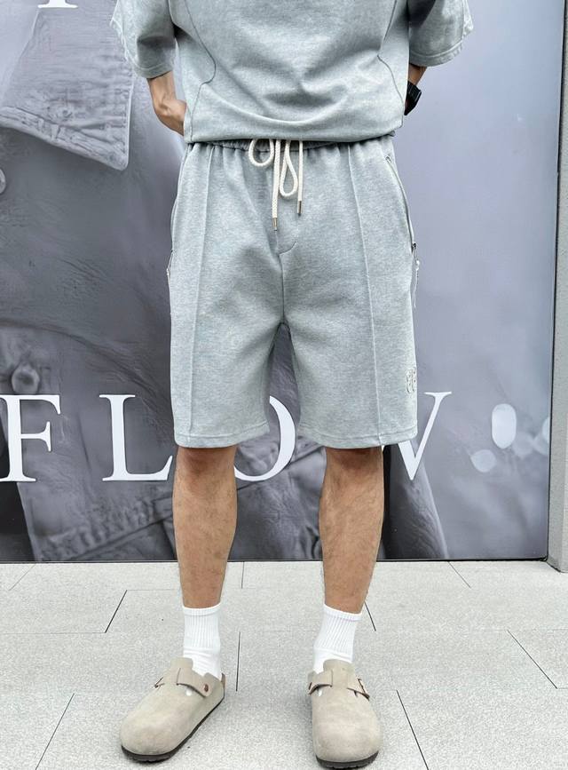 设计师款巴黎24Ss双珠 珠迪短裤立体绣花双b 细节上身 高品质！ 颜色：灰色 黑色。米色 尺码：S-Xl