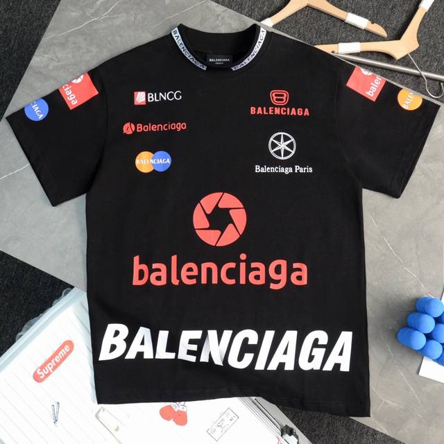 顶级复刻 高端定制 Balenciaga 巴黎世家logo印花领口刺绣圆领短袖t恤 货号：88208142 购入原版开模打造，全套定制辅料，细节决定成败 巴黎世