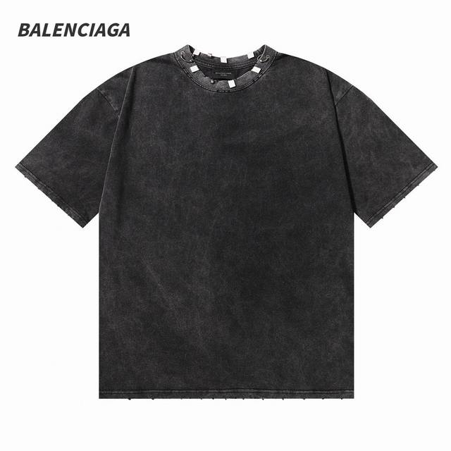 Balenciaga 巴黎世家24Ss最新铁环金属项圈水洗做旧情侣款圆领短袖t恤 Color：白色 洗水黑 Size：S M L Number：24336 独家