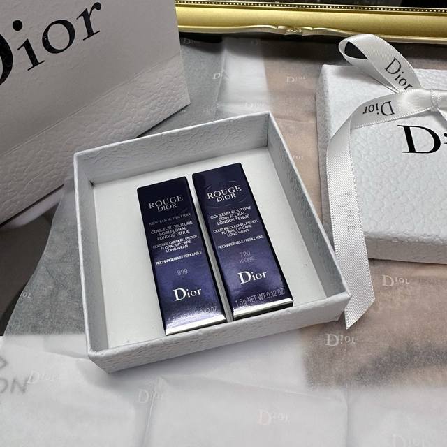 供货价: 情人节礼品美妆套盒系列 Dior丝绒口红套装 克丽丝汀迪奥 套装 1.5G×2配礼袋 色号：千鸟格丝绒999，丝绒720。全套礼盒卡片丝带 一盒就能拥