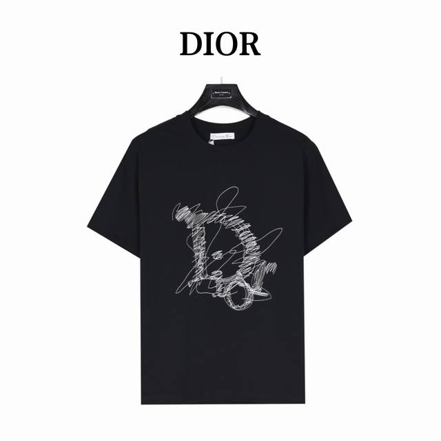 Dior 迪奥 线条logo涂鸦短袖t恤 男女同款全新美学灵感趣味设计,渠道性质精品。让整体造型设计更加优雅时尚，今夏最火系列，无数明星潮人追捧。客供采用双纱棉