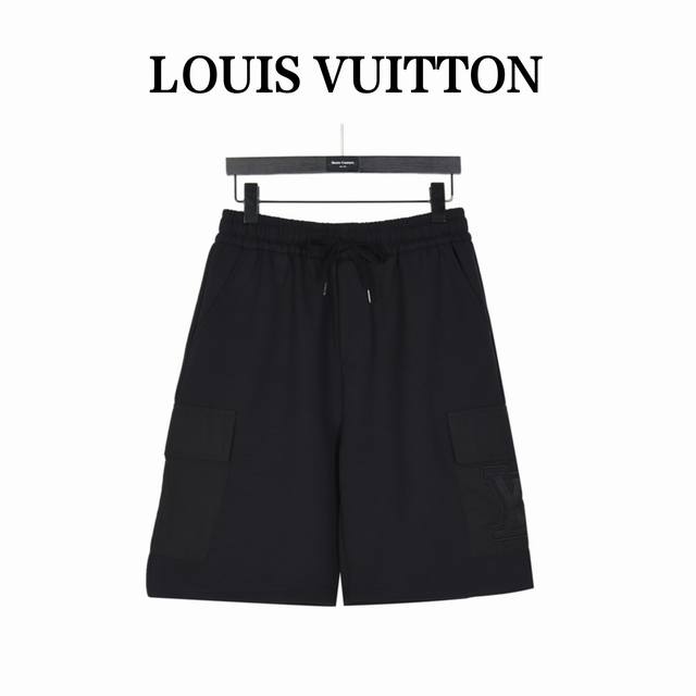 Louis Vuitton 路易威登 24Ss 口袋刺绣logo棉质工装短裤 男女同款全新美学灵感趣味设计,渠道性质精品。让整体造型设计更加优雅时尚，今夏最火系
