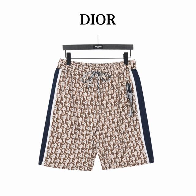 Dior 迪奥 24Ss 满印提花侧边织带短裤裤 灵感源自八十年代复古，摸着面料质感肉实，肌里感清晰可见，有净重感， 全身极致简约设计，拆版原样开发，内里全包边