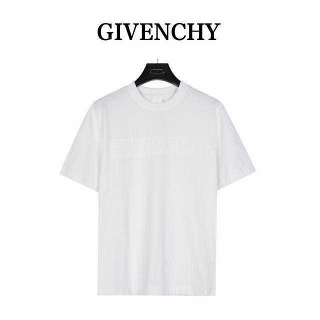 Givenchy 纪梵希重工裁剪工艺短袖t恤 男女同款全新美学灵感趣味设计,渠道性质精品。让整体造型设计更加优雅时尚，今夏最火系列，无数明星潮人追捧。客供采用双