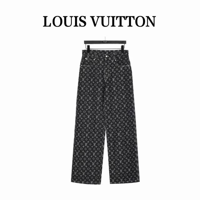 Louisvuitton 路易威登 满印老花牛仔长裤 纯手工褪色做旧工艺，最火牛仔长裤。购入zp开发一个多月， 面料是重头，定织老花图案提花面料，简简单单的没有