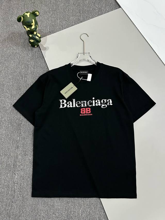 高品质］Balenciaga ／巴黎世家24Ss春夏新款可乐波浪字母前幅双logo工艺采用了过胶印和拉浆的结合。看似简单的款式后幅重工艺拼袖子用街头潮牌惯用的不