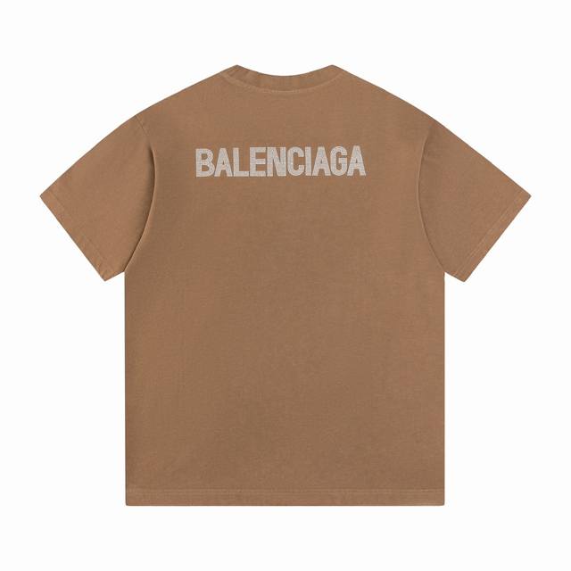 款号：Ad40 Balenciaga巴黎世家 2024洗水系列做旧高克重 烫砖字母logo短袖t恤。 细节无法挑剔，极具档次感与奢华辨识度，休闲宽松落肩的版型裁 - 点击图像关闭