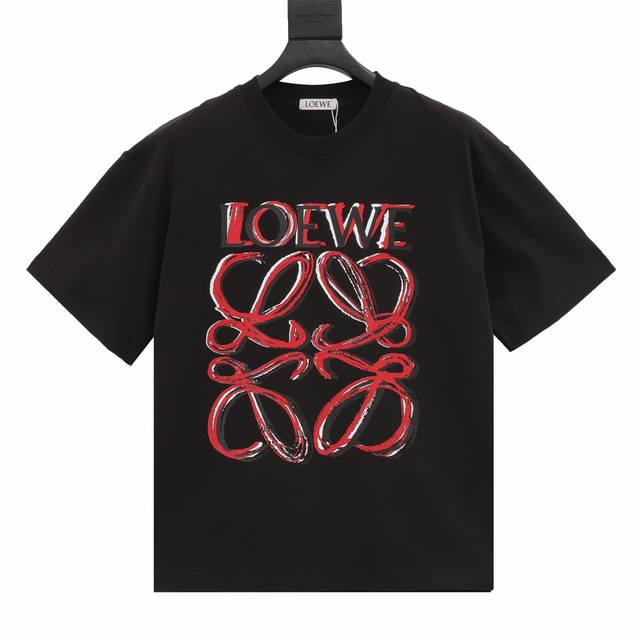 Loewe 罗意威 大彩绘短袖t恤 面料采用定制240G 26支特滑双股精棉平纹高密无尘全棉布料。前幅高密度加厚，走线平整，代工品质，全套定制辅料。 Size：