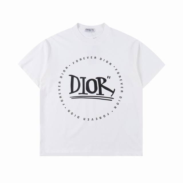 Dior 迪奥 24Ss 圆圈字母短袖t恤 面料采用定制240G 26支特滑双股精棉平纹高密无尘全棉布料。前幅高密度加厚，走线平整，代工品质，全套定制辅料。 尺