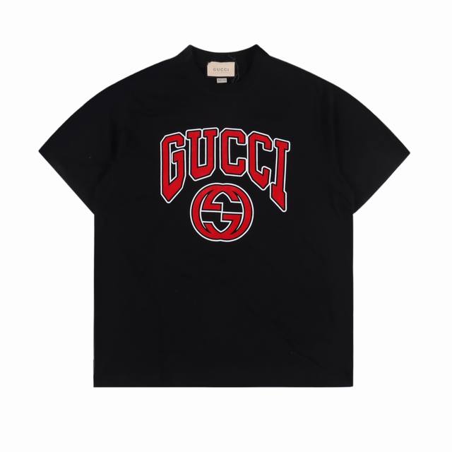Gucci 古驰 红色双g字母大logo印花短袖t恤 购入原版开模打造，全套定制辅料，细节决定成败。 面料:规格采用实打实100%纯棉针织定织定染 属于高敏感特