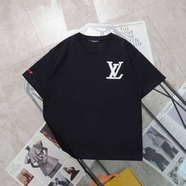 纯原臻品 顶级复刻 Louis Vuitton 路易威登新款发泡logo圆领短袖t恤 - 颜色: 黑色 白色 - 购入原版开模打造，全套定制辅料，细节决定成败。