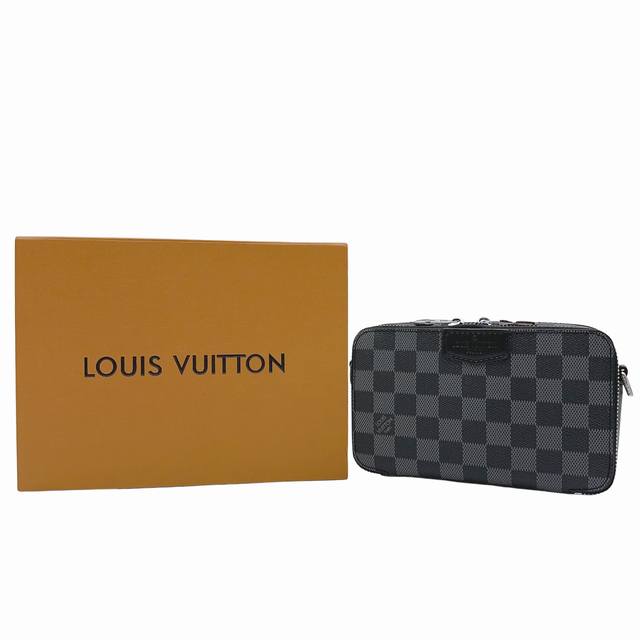 Louis Vuitton Aipha Wearable黑色棋盘格可拆卸调节肩带牛皮 钱包单肩斜挎包 男款黑色！Alpha Wearable 手袋-编码：M81