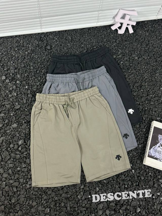 Descente 迪桑特 24Ss新款夏季新款户外运动跑步休闲短裤 - 台湾公司订单.日本出口订单代工，全身拼接 必入好货！顶级户外速干短裤 必须高品质开头，独