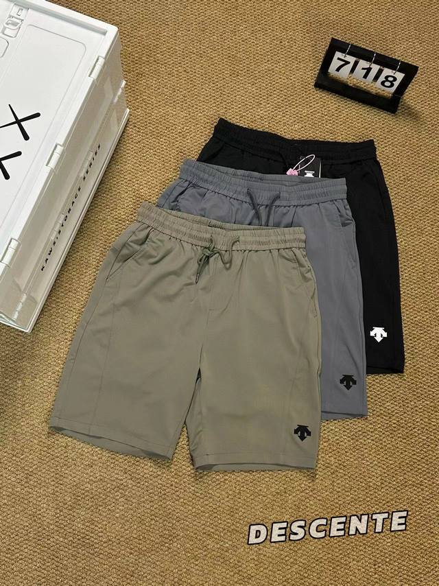 Descente 迪桑特 24Ss新款夏季新款户外运动健身透气休闲短裤 颜色：黑色 灰色 绿色 尺码：M-3Xl 顶级户外速干短裤 必须高品质开头，独家现货 定