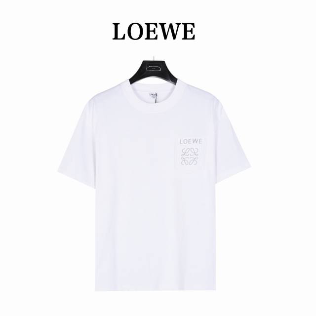 Loewe 罗意威 24Ss 假口袋立体浮雕3M反光徽标短袖t恤 Lw经典logo系列 今年夏日的风向标，可男可女的高级百搭款tee 客供高克重进口针织棉布料子
