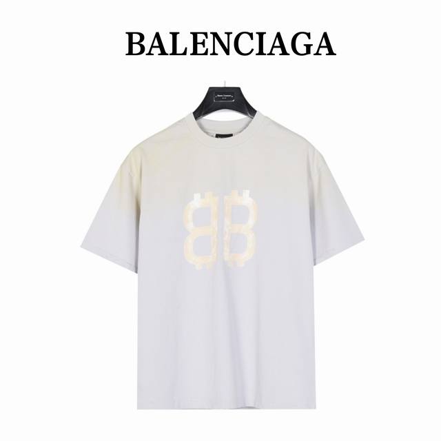 Balenciaga 巴黎世家 比特币双b泥染喷绘破洞做旧短袖t恤 今夏dirty Fit巅峰之作 260克精梳棉面料， 洗水后达280克全棉螺纹 面料洗水，