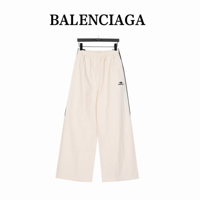 Balenciaga 巴黎世家新款3M拼接刺绣长裤 面料采用新型杜邦 Tm Proteratm 尼龙复合面料面料的化学稳定性很高抗磨防静电，阔腿版型，时尚，炸街