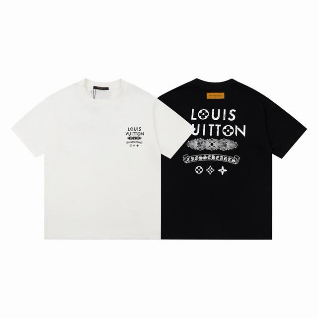 款号：041 Louis Vuittonchrome Hearts路易威登联名克罗心秀场限定23Ss新款标语字母logo标识前后幅印花圆领短袖，立体剪裁。 定制