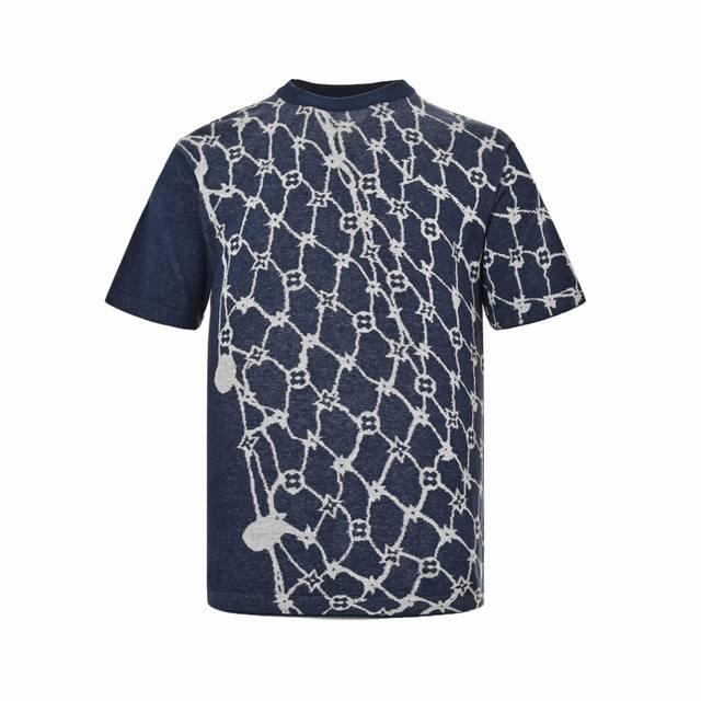 Louis Vuitton 路易威登 24Ss 提花织纹针织短袖 本款棉质短袖圆领衫呈现全幅 Monogram Fishnet 提花织纹，其不规则图案恰似碧波荡
