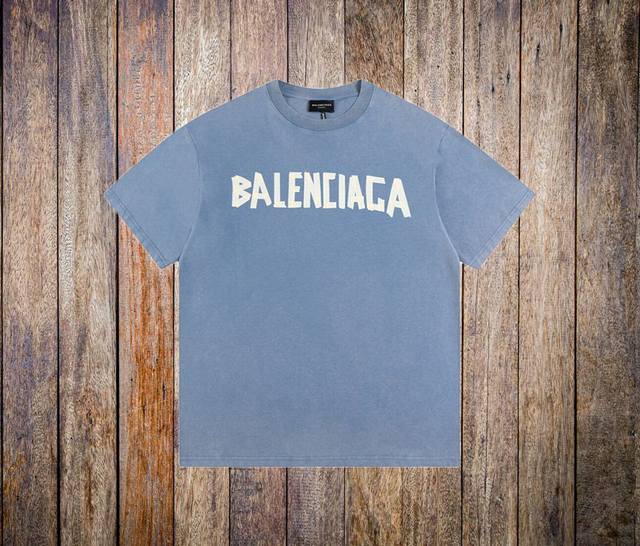 上新★轻奢推介 Balenciaga 巴黎世家 做旧水洗胶带logo短袖 采用32S 1*2精棉双纱平纹，260克；搭配32S 1*2精棉双纱1*1罗纹，320