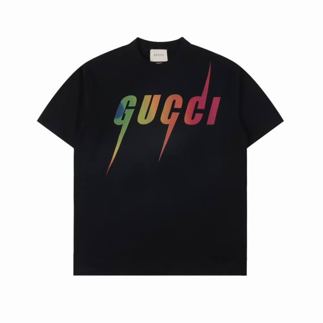 Gucci 古驰 23Ss 渐变闪电字母印花短袖 高品质 Guc 2023新款彩虹渐变t恤，定制定染高克重原版面料，双纱纯棉面料，1-1工艺制作，宽松overs