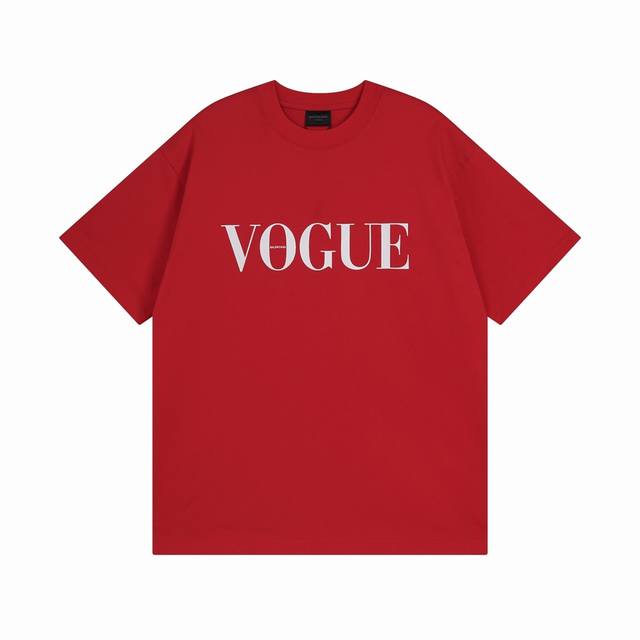 Balenciaga 巴黎世家 2024 Ss Vogue联名系列 前后logo直喷印花短袖t恤 本市场no.1的质量 真正天花板品质 全部原版开发注意细节图