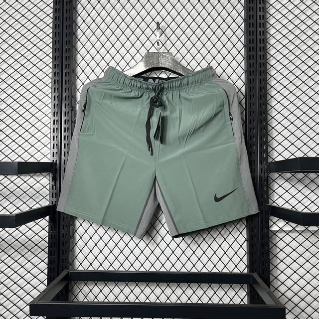 高端品质nike Dri-Fit 纯色速干透气梭织训练运动短裤男款 绿色 M-3Xl