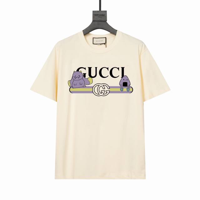 首家nfc官网版本』 Gucci 定制32支纱线230克全棉面料 官方同款 短袖t恤 时尚又个性 超级百搭好看的一款 吊牌 领标 水洗麦 三标齐全 颜色：黑色 - 点击图像关闭