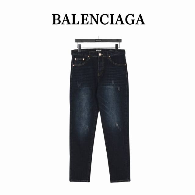 Balenage 巴黎世家3M刺绣logo牛仔裤 今年为止做的最牛逼的牛仔裤，重度水洗工艺，暗藏玄机的细节非常多，这次主推的裤子无论是版型还是上身都太完美，比伯 - 点击图像关闭