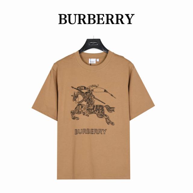 Burberry 巴宝莉 刺绣骑士战马logo短袖t恤 面料采用280克双纱纯棉面料+2X2配套螺纹，，订染颜色后整蚀毛处理， 对照原版做丝滑超柔处理， 布面肌 - 点击图像关闭