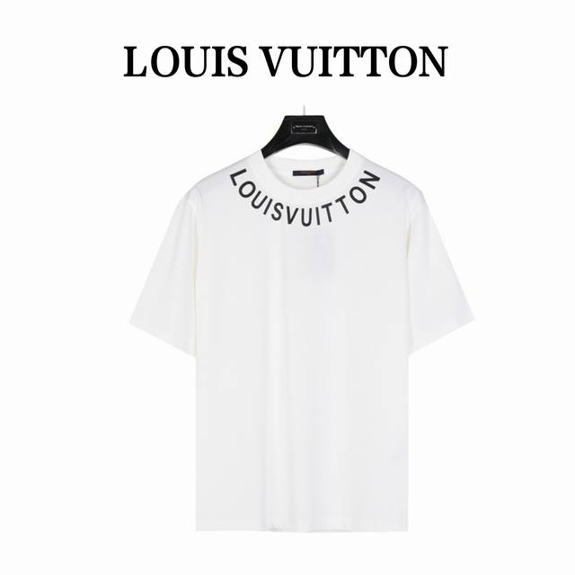 Louisvuitton 路易威登围领字母小短袖t恤 男女同款全新美学灵感趣味设计,渠道性质精品。让整体造型设计更加优雅时尚，今夏最火系列，无数明星潮人追捧。裁