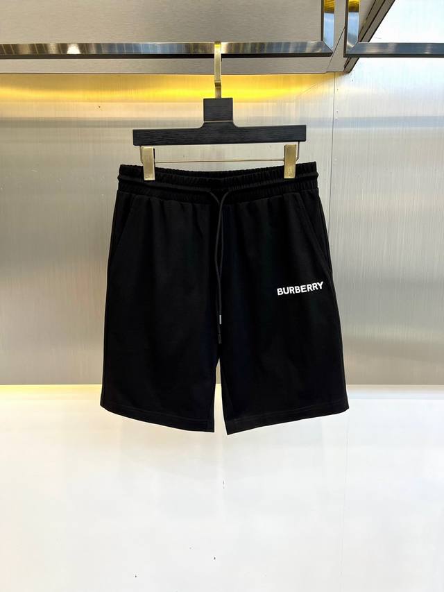 Bur巴宝莉、 2024Ss夏季新品发售，Logo标识时尚休闲运动五分裤 短裤！甄选客供进口高密针织纯棉材质，平整简约，亲肤透爽。面料的柔软性舒适性也都是无可挑