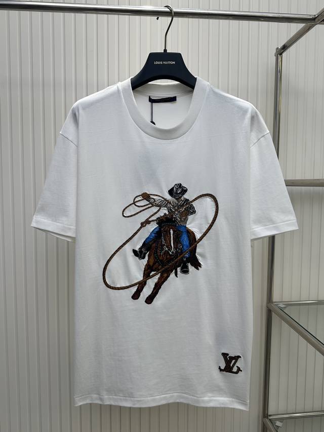 Lv 路易24Fw西部牛仔刺绣短袖t恤 Size：1.2.3.4 吊打市面抢先版 上月底原版到手 对版出货